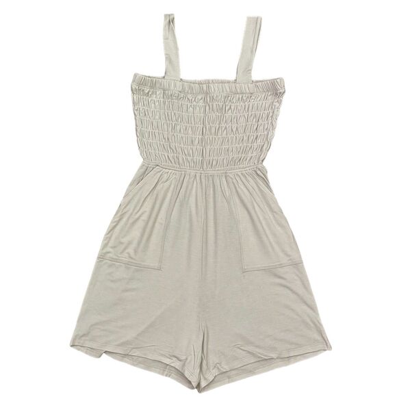 Zenana White Smocked Romper With Pockets Small NEW - Picture 4 of 4